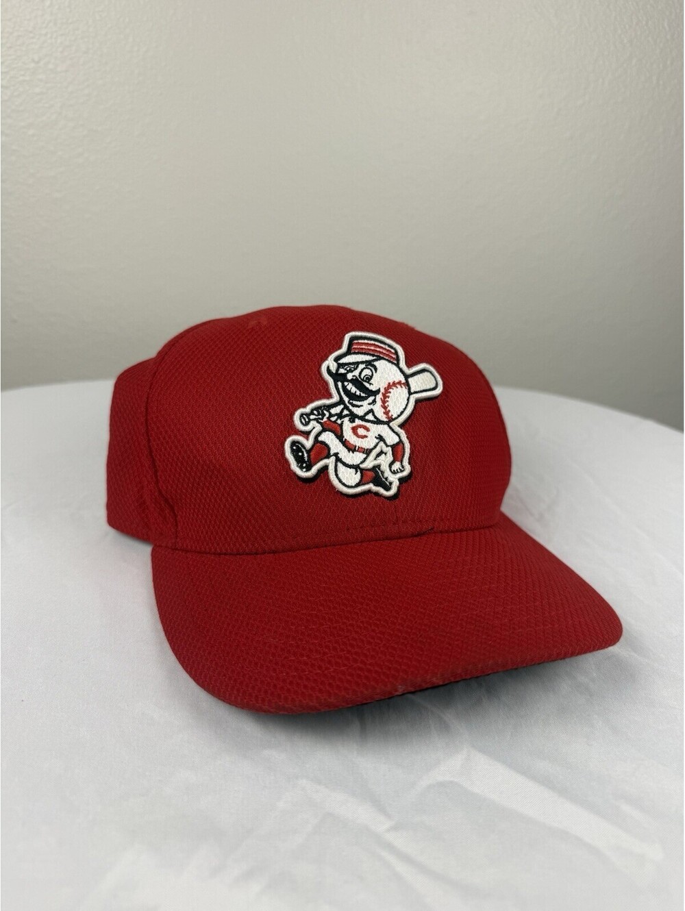 New Era 59FIFTY Cincinnati Reds Mr Redlegs MLB Fitted Hat Red Size 7 1/4
